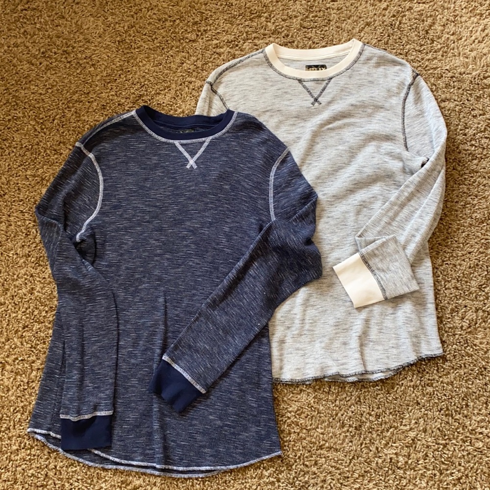 Men’s Henleys Helix Brand sz LG